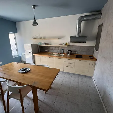 Thalassea Apartamento Himarë