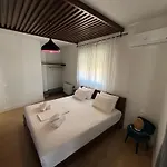 Thalassea Apartment *